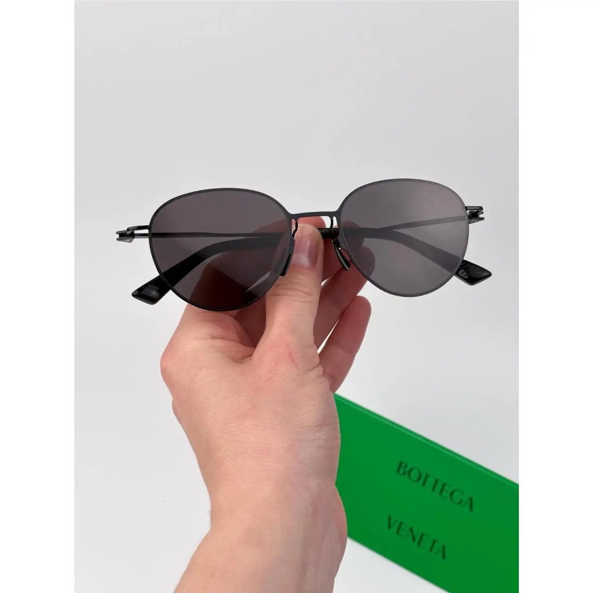 Bottega Veneta Women Sunglasses Black Grey Round BV1268S 001