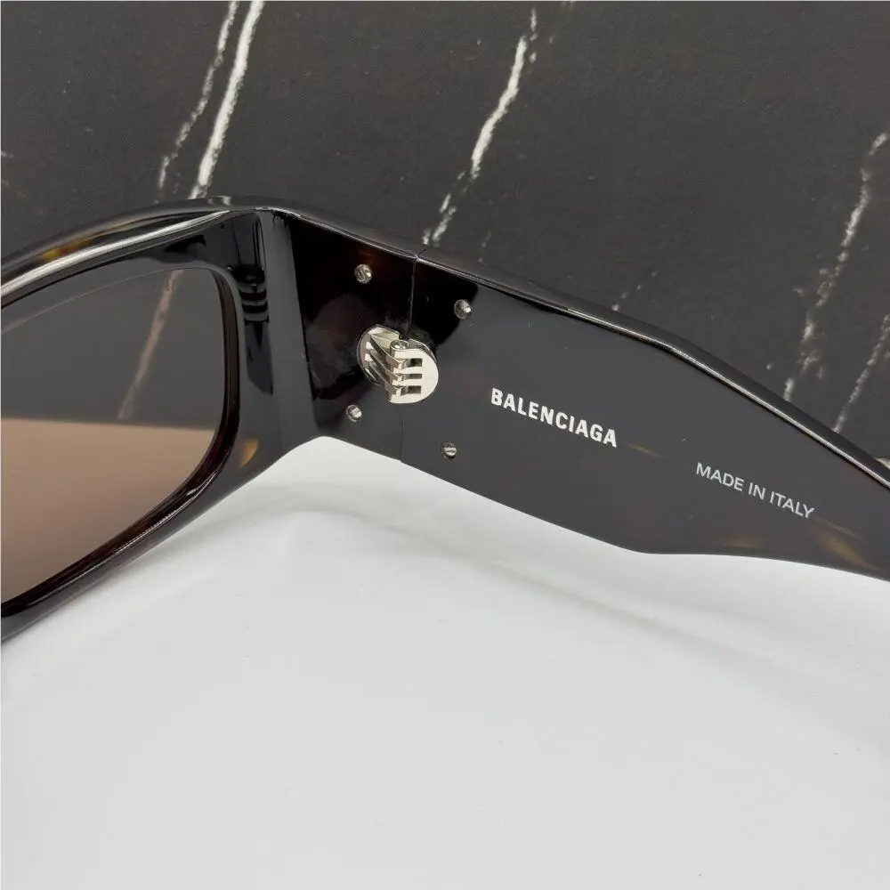 Balenciaga BB0360S 002 Unisex Havana Sunglasses | Fash Brands display picture 2