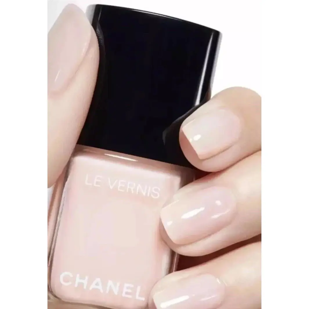 Chanel Le Vernis Longwear Nail Color Polish Made in France