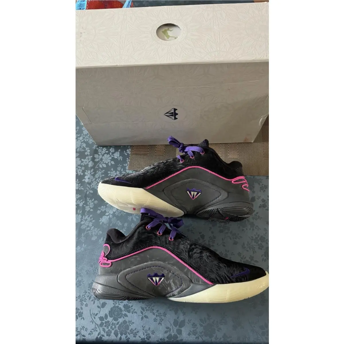 Nike shoes - Nike LeBron 22 - LeBron - FZ1094-001 - Black, Manufacturer: Black/Laser Fuchsia/Dark Grey/Field Purple/Guava Ice/Vapor Green 1