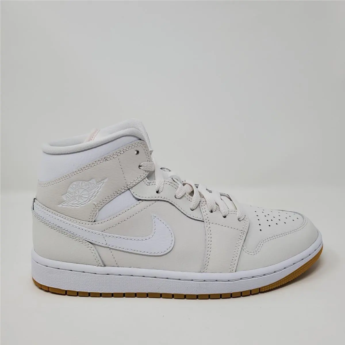 Nike shoes - Air Jordan 1 Mid - Air Mid - BQ6472-021 - White 2