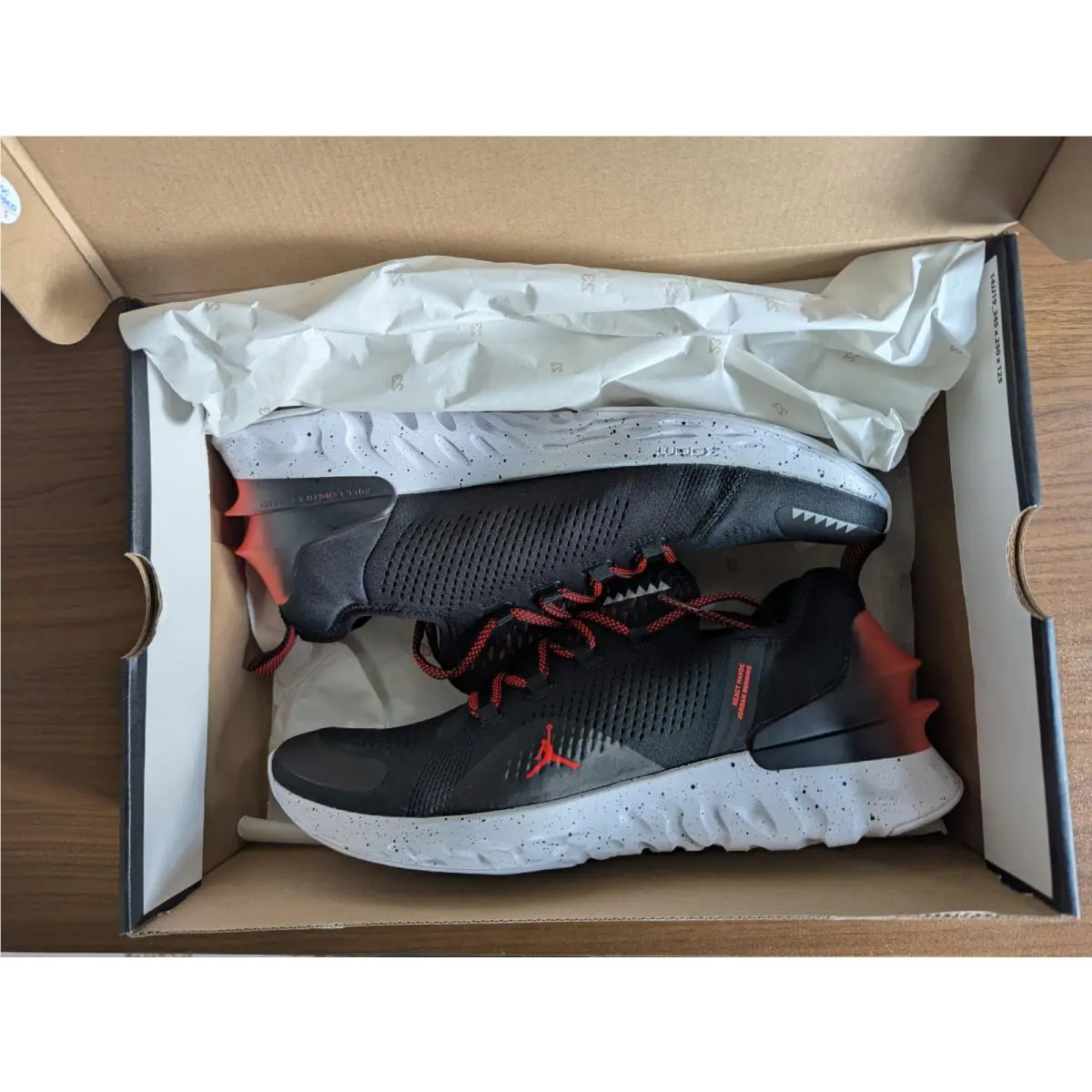 Nike shoes - Jordan React - React - AR8815006 - Red 8