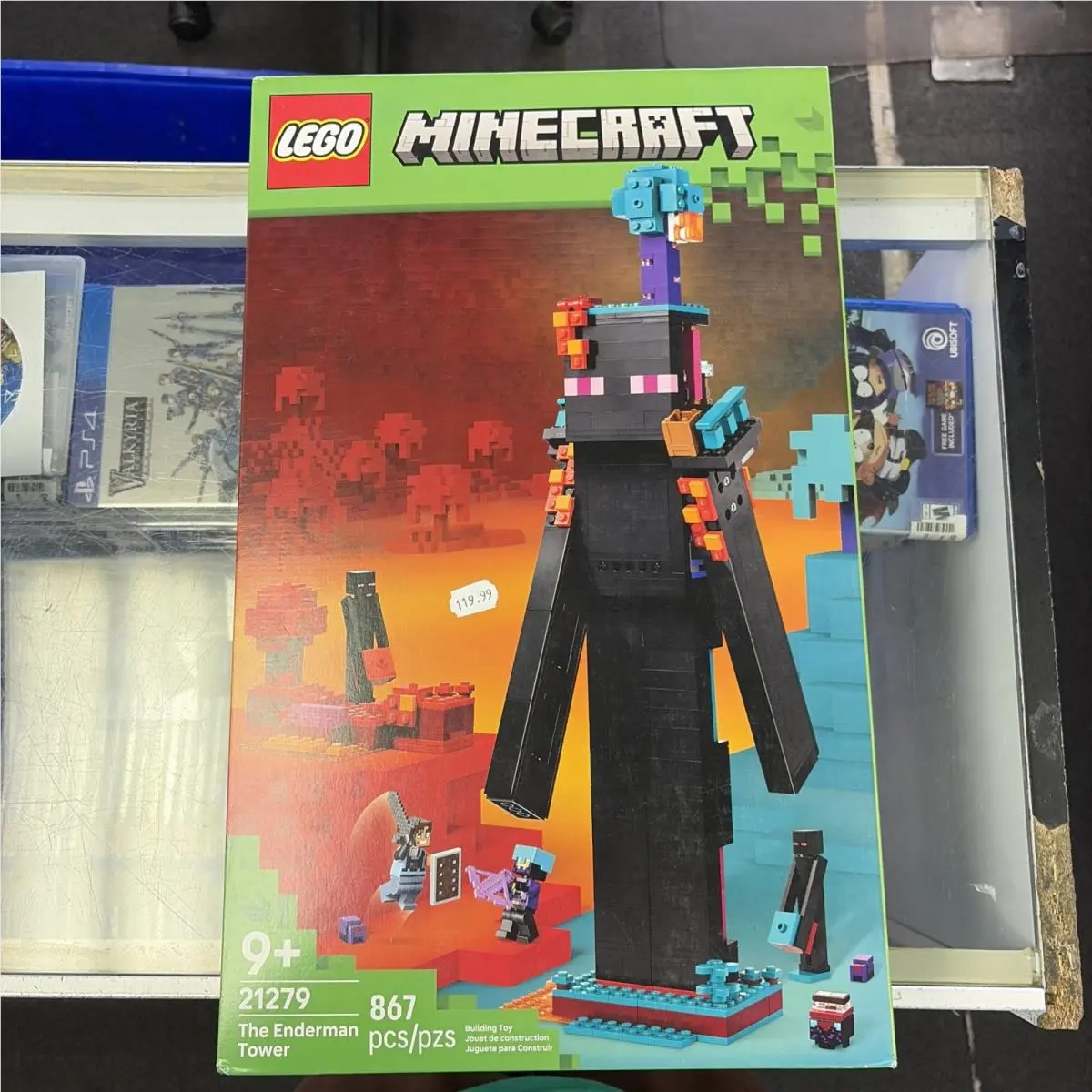 Lego Minecraft The Enderman Tower 21279 Building Kit 867 Pieces