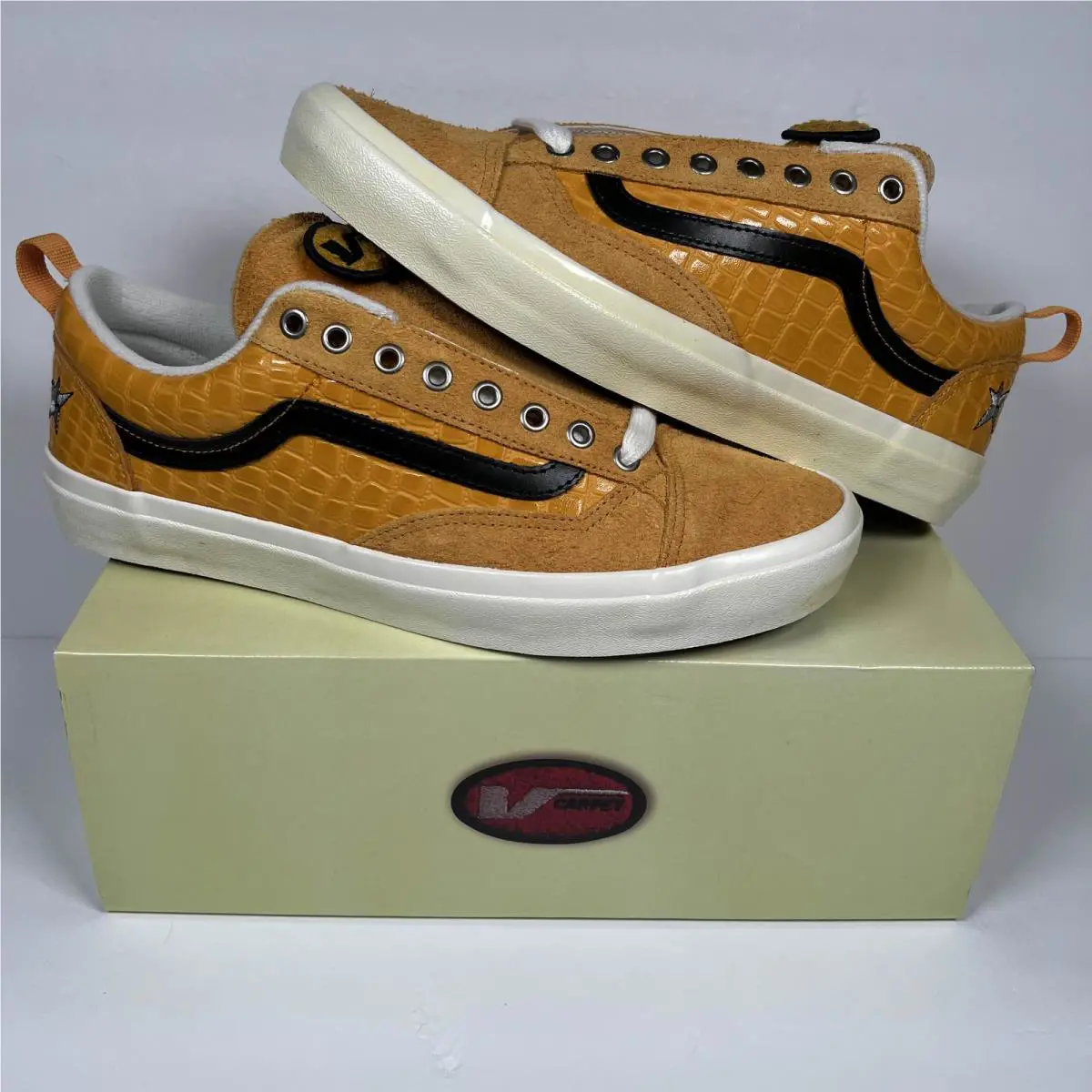 Vans shoes - VANS Old Skool 36 - Old Skool - VN000EEGYLW - Yellow (UPC: 197803963820) 17
