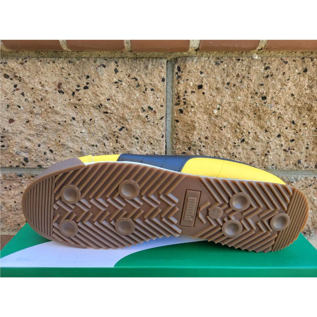Puma shoes - PUMA Roma 24 - Roma - 396868-13 - Yellow 4