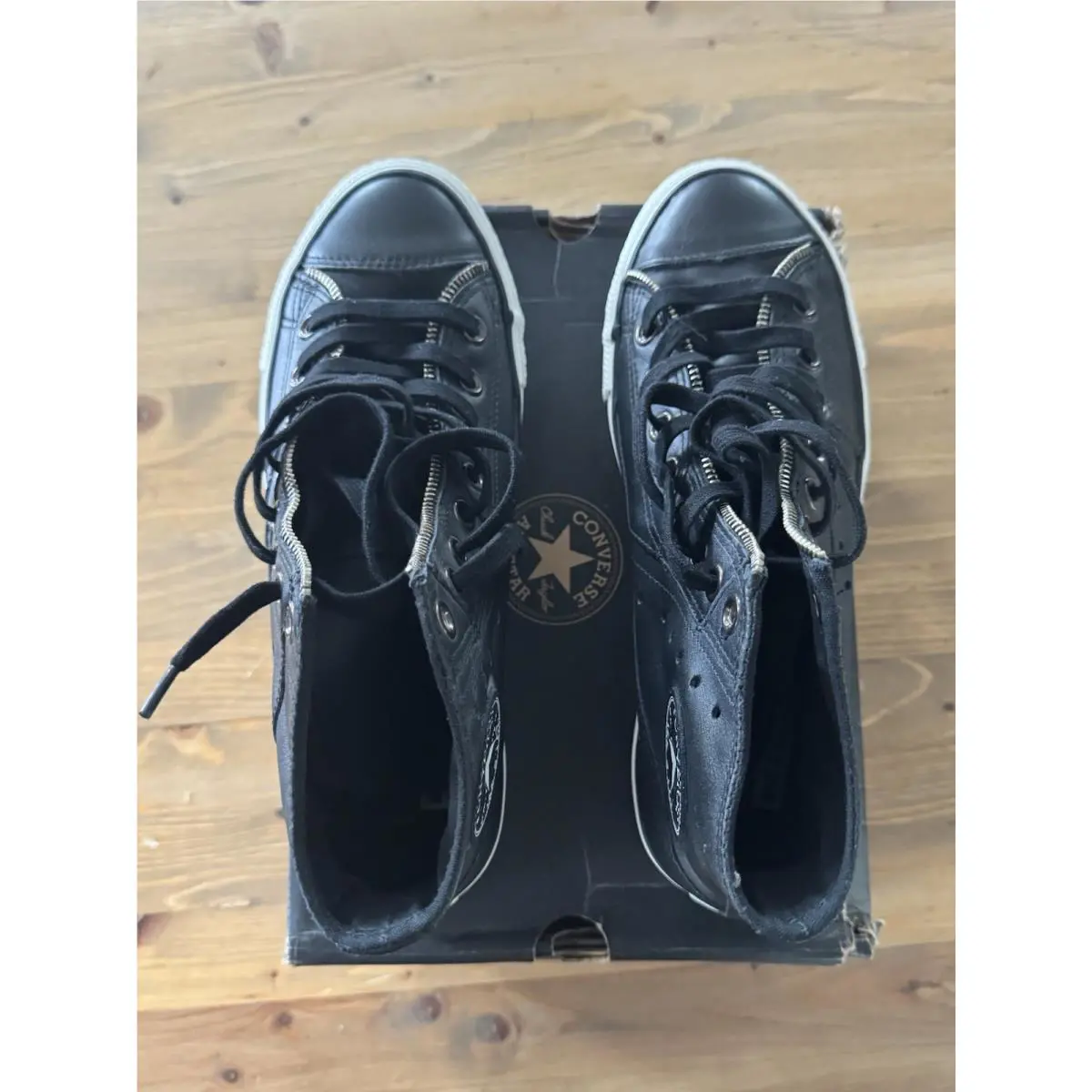 Converse shoes - Black 1
