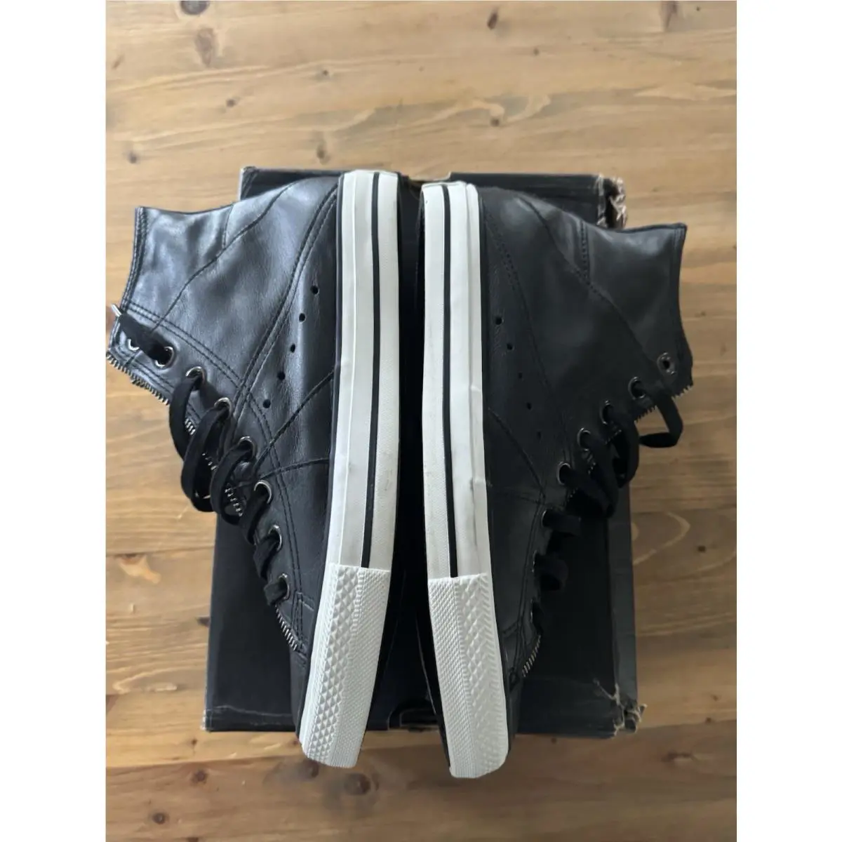 Converse shoes - Black 2