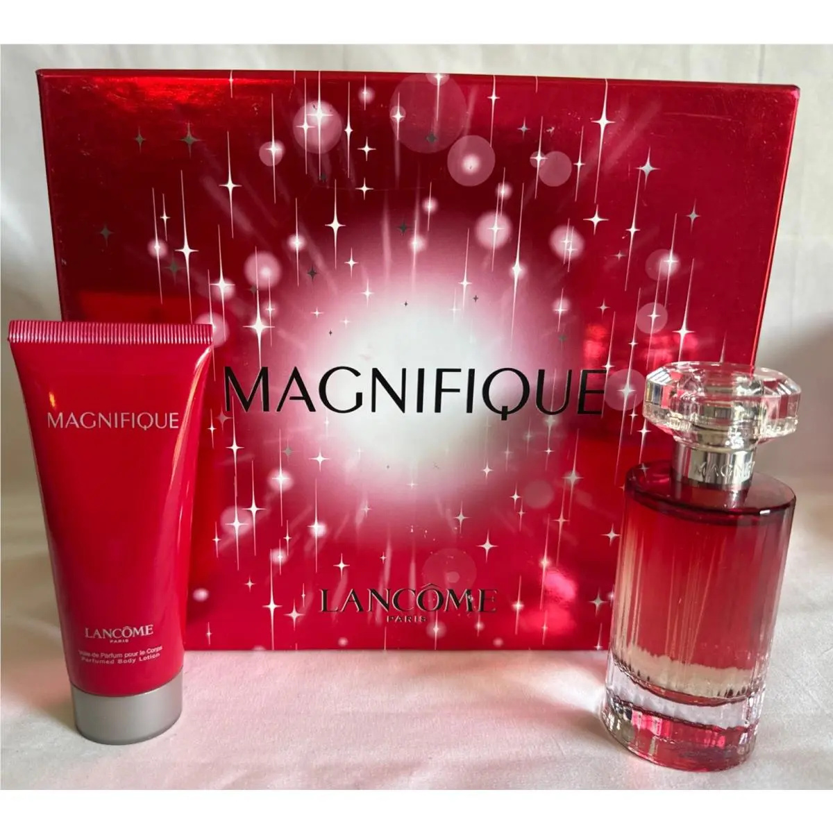Magnifique Lancome Women 2pc Set 1.7 oz Eau de Toilette Spray + 2 oz Lotion