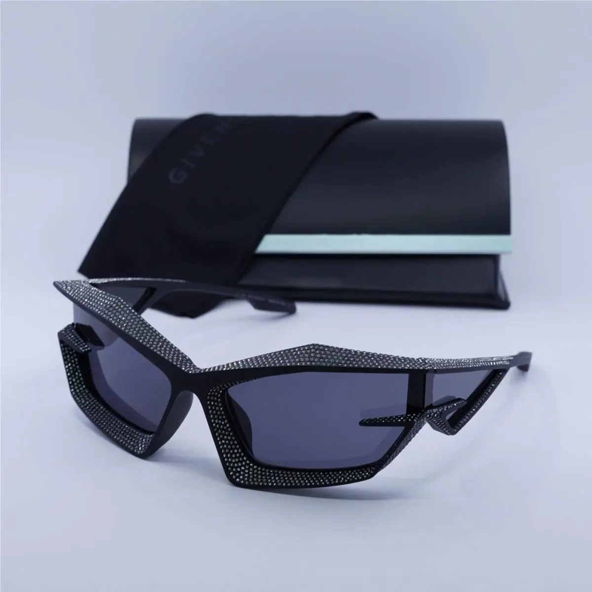 Givenchy GV40082I 02A Matte Black with White Stones/grey 69-17-140