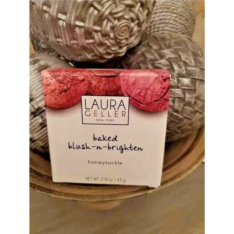 Laura Geller Blush-n-brighten Honeysuckle
