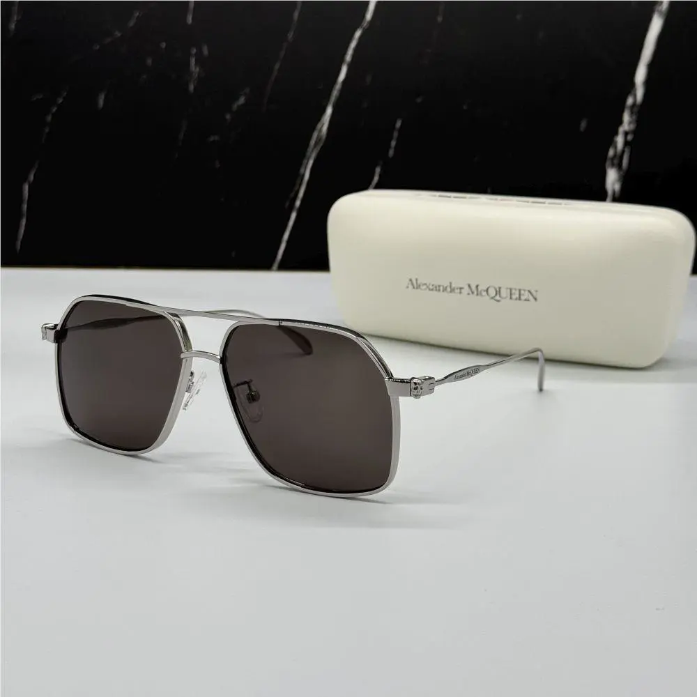 AM0372S 001 Alexander Mcqueen Black Pilot Men Sunglasses