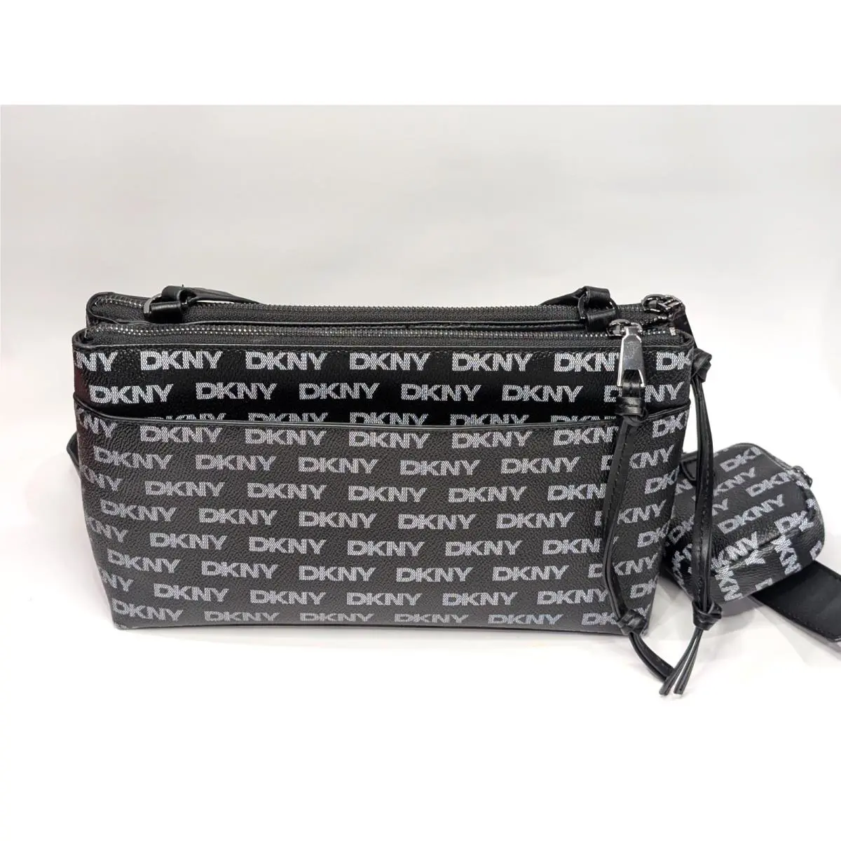 Dkny Women`s Ellis Triple Compartment Signature Logo Crossbody Bag R43E5F11