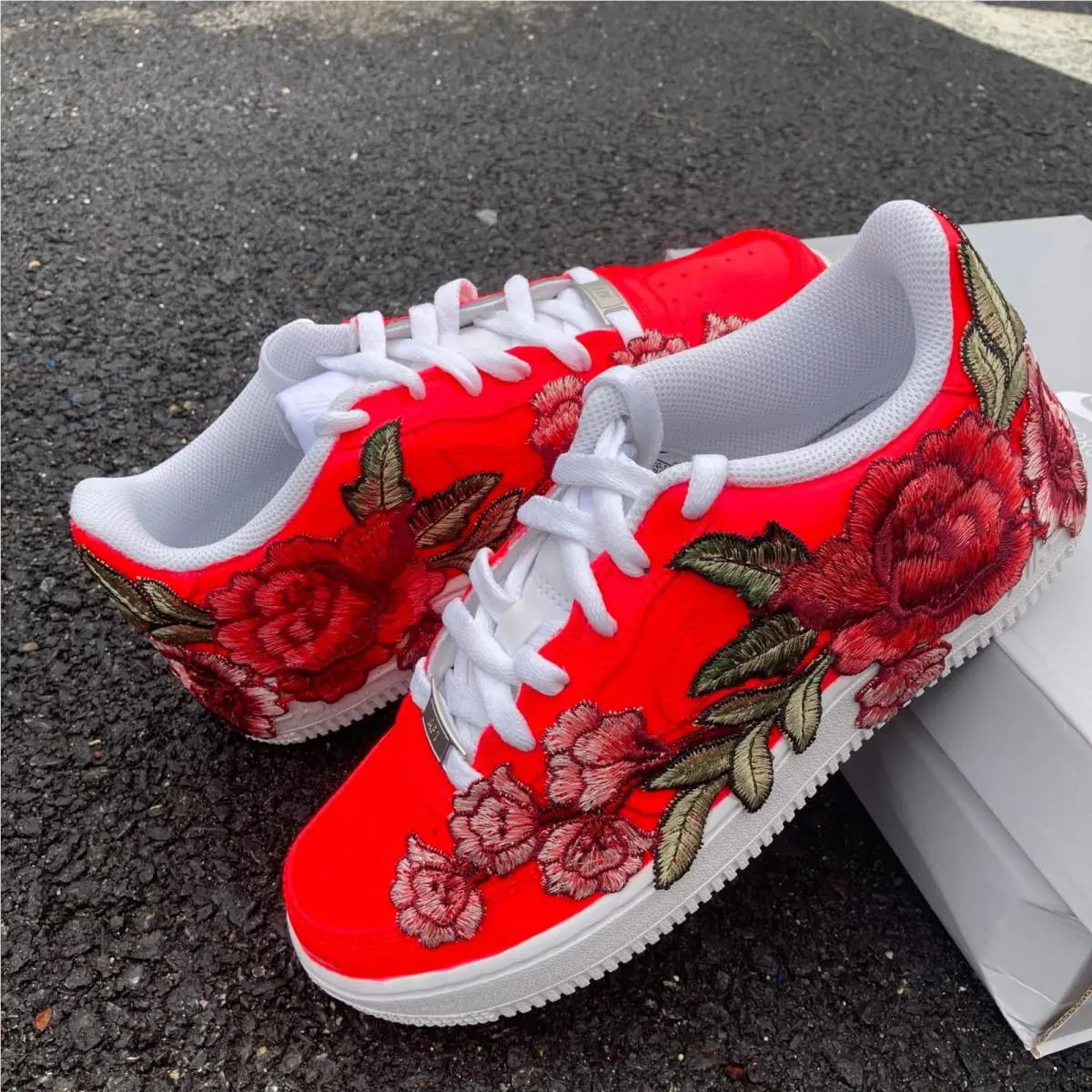 Nike shoes - Nike Air Force 1 - Air Force - DD8959-100 - Red 36