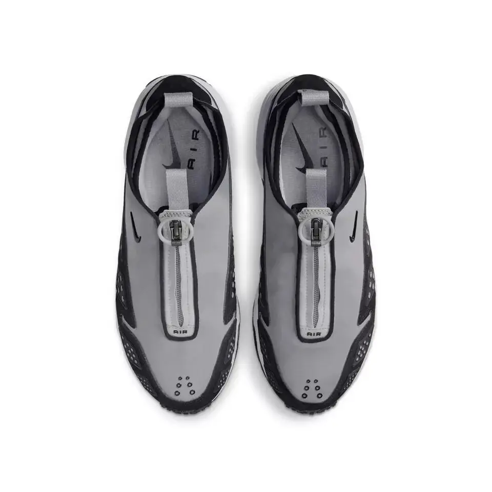 Nike shoes - Silver 3