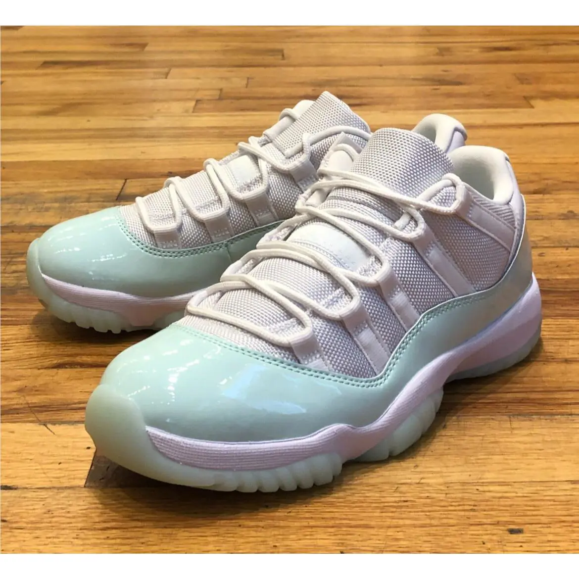 Nike shoes - Air Jordan 11 Low - Air Low - AH7860-103 - White 1