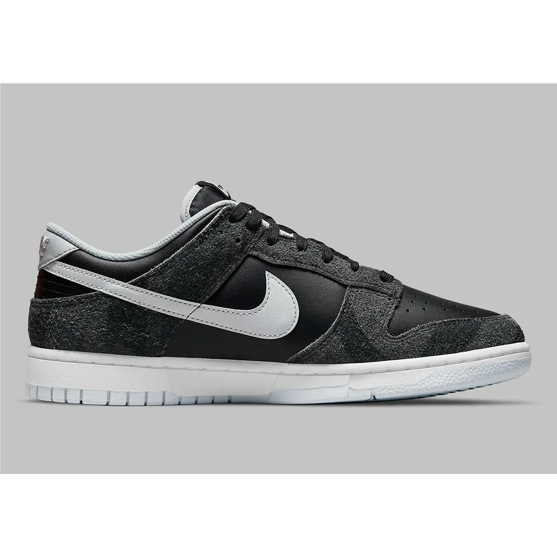 Nike shoes - Nike Men`s Dunk Low Retro PRM - DH7913-001 - Black 0