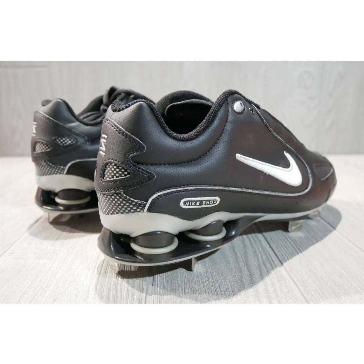 Nike shoes - Black 2