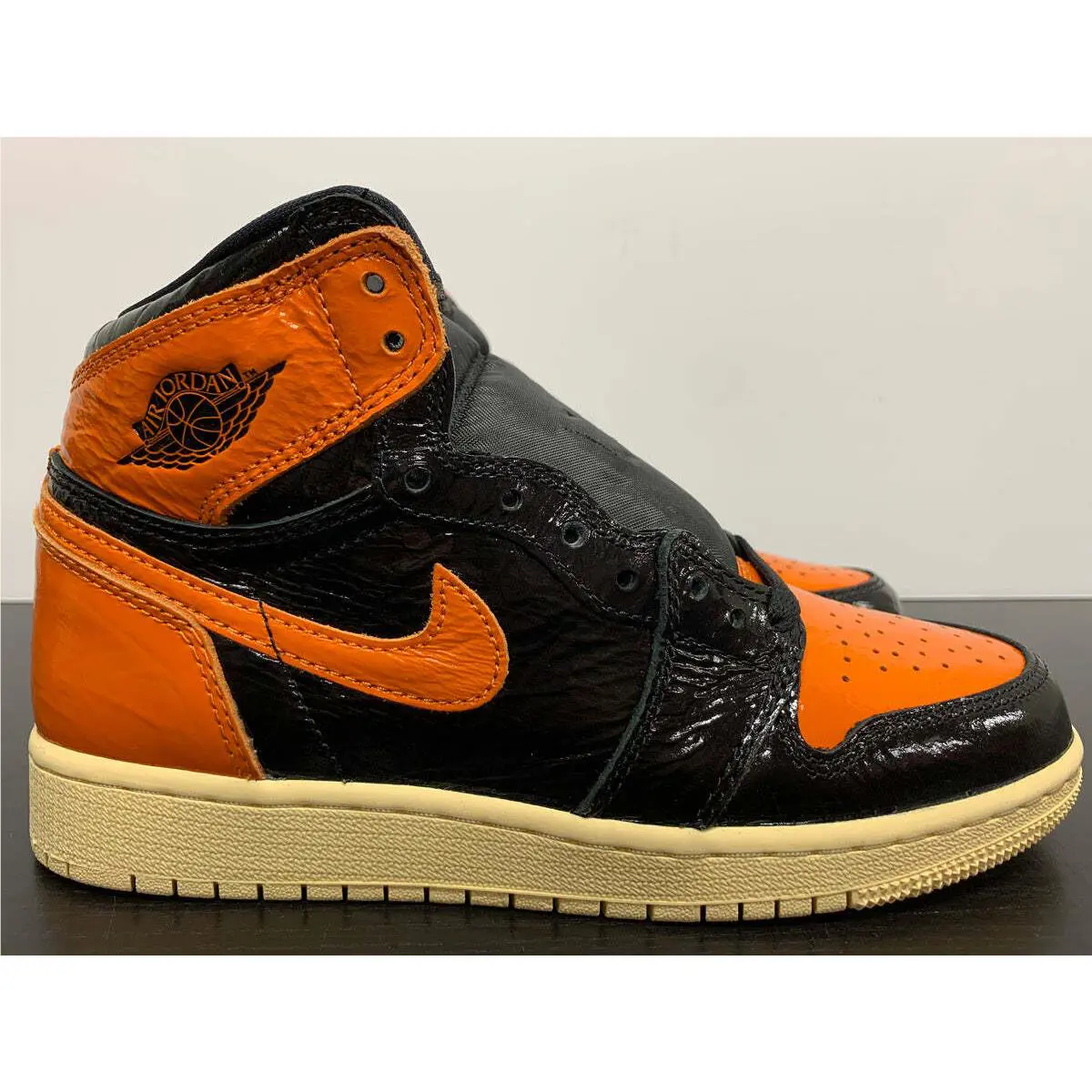 Nike shoes - Nike Air Jordan 1 - Air - 575441-028 - Orange 0