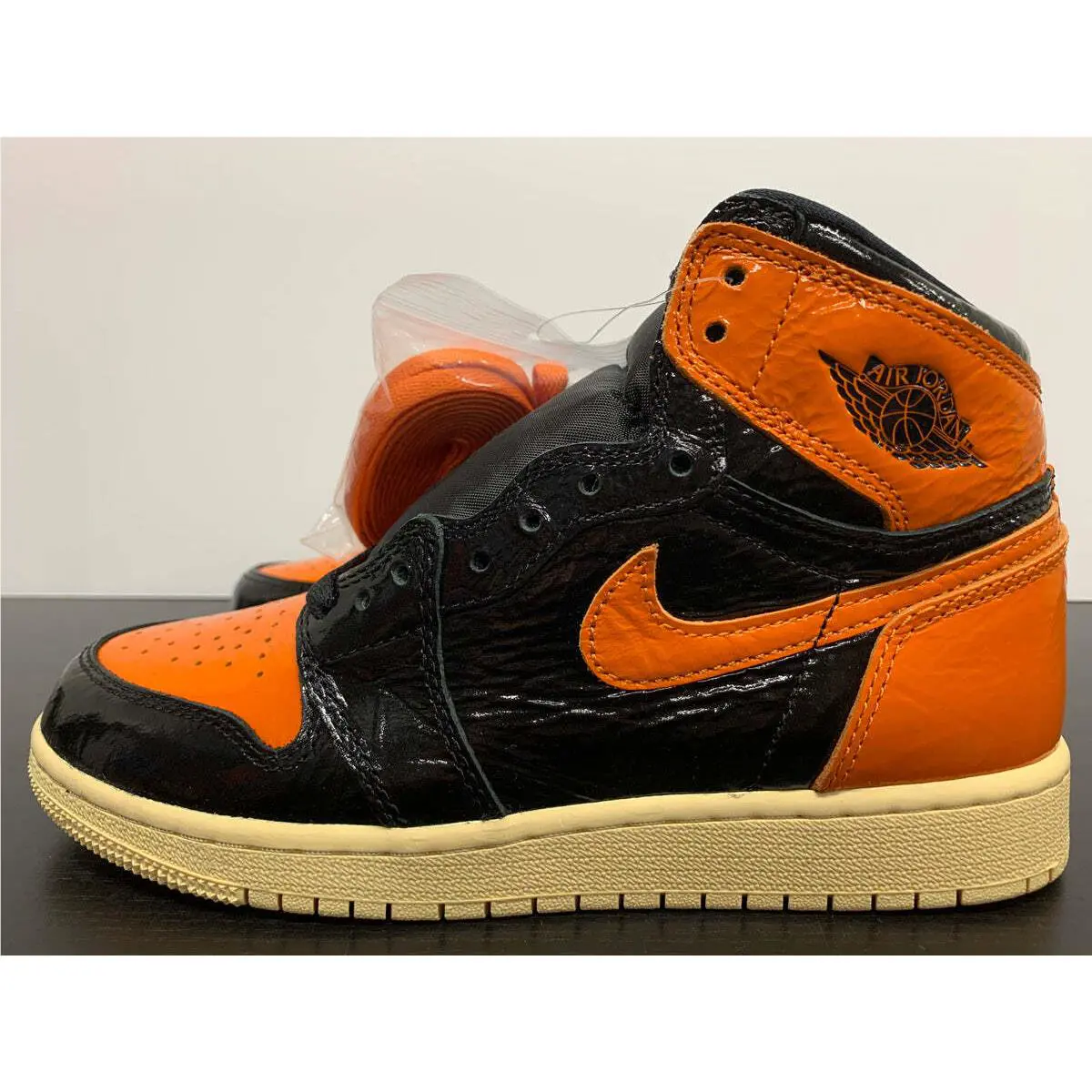 Nike shoes - Nike Air Jordan 1 - Air - 575441-028 - Orange 4