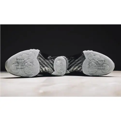 Nike shoes - Air Jordan Xx3 - Air - 853336-023 - Black/Black-Metallic Gold-Dark Grey 5