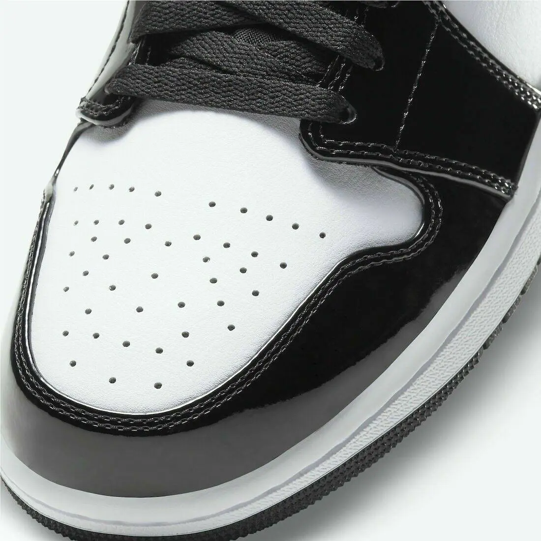 Nike shoes - Air Jordan 1 Mid - Air Mid - DD1649-001 - Black 5
