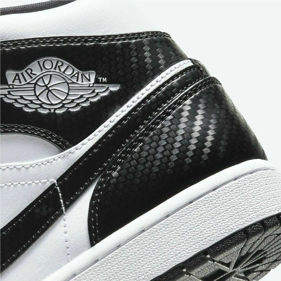 Nike shoes - Air Jordan 1 Mid - Air Mid - DD1649-001 - Black 6