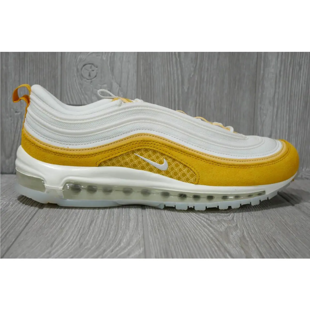 Nike shoes - DQ9011100 - DQ9011-100 - Yellow 6