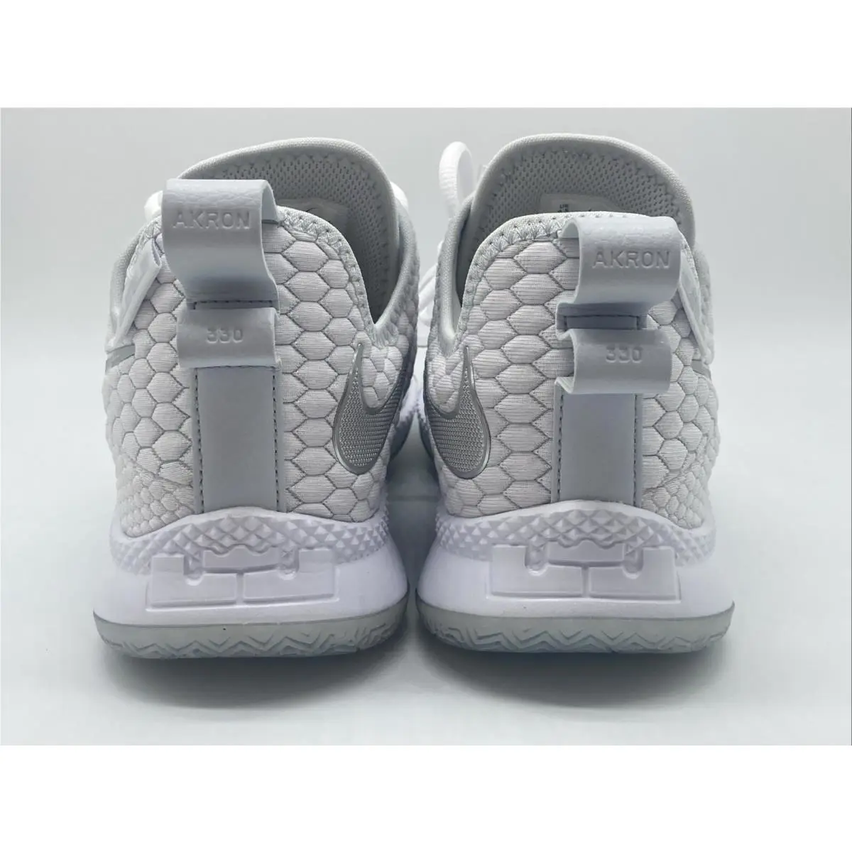Nike shoes - Nike Lebron Witness III PRM - AO4433-101 - White/Chrome-Pure Platinum 3