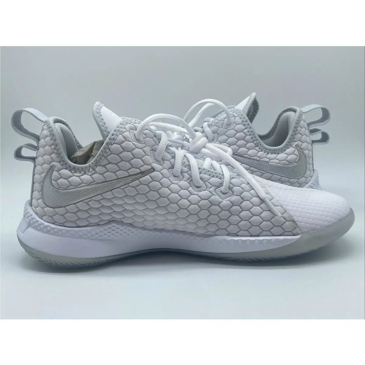 Nike shoes - Nike Lebron Witness III PRM - AO4433-101 - White/Chrome-Pure Platinum 8