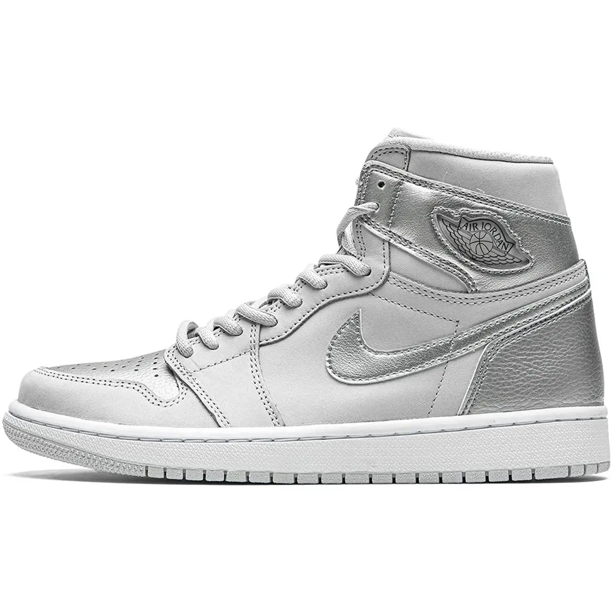 Nike shoes - Neutral metallic 19