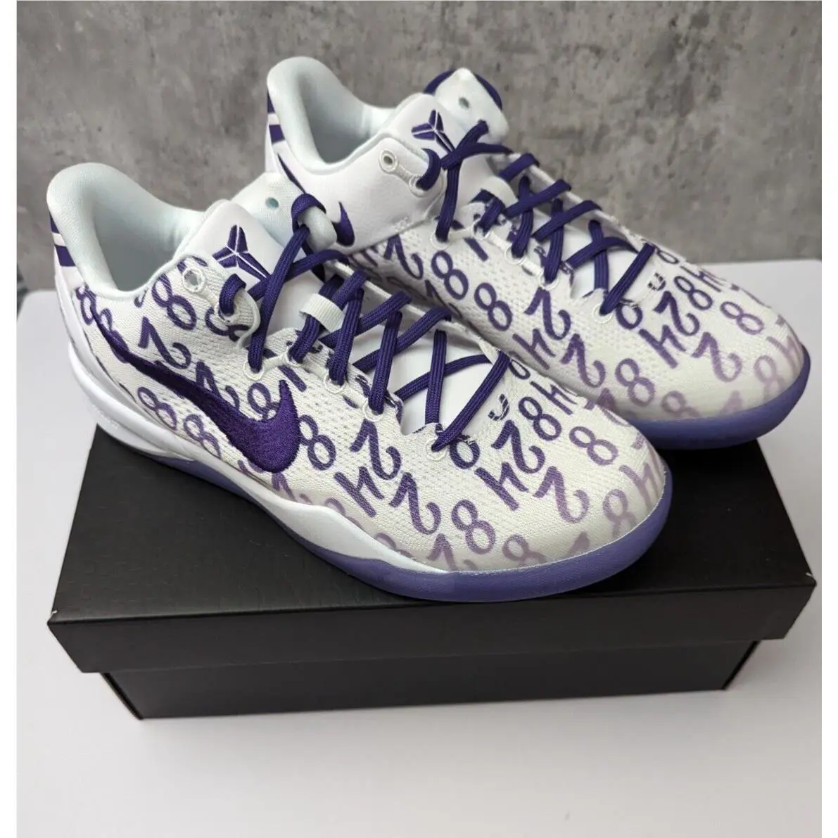 Nike shoes - White 9
