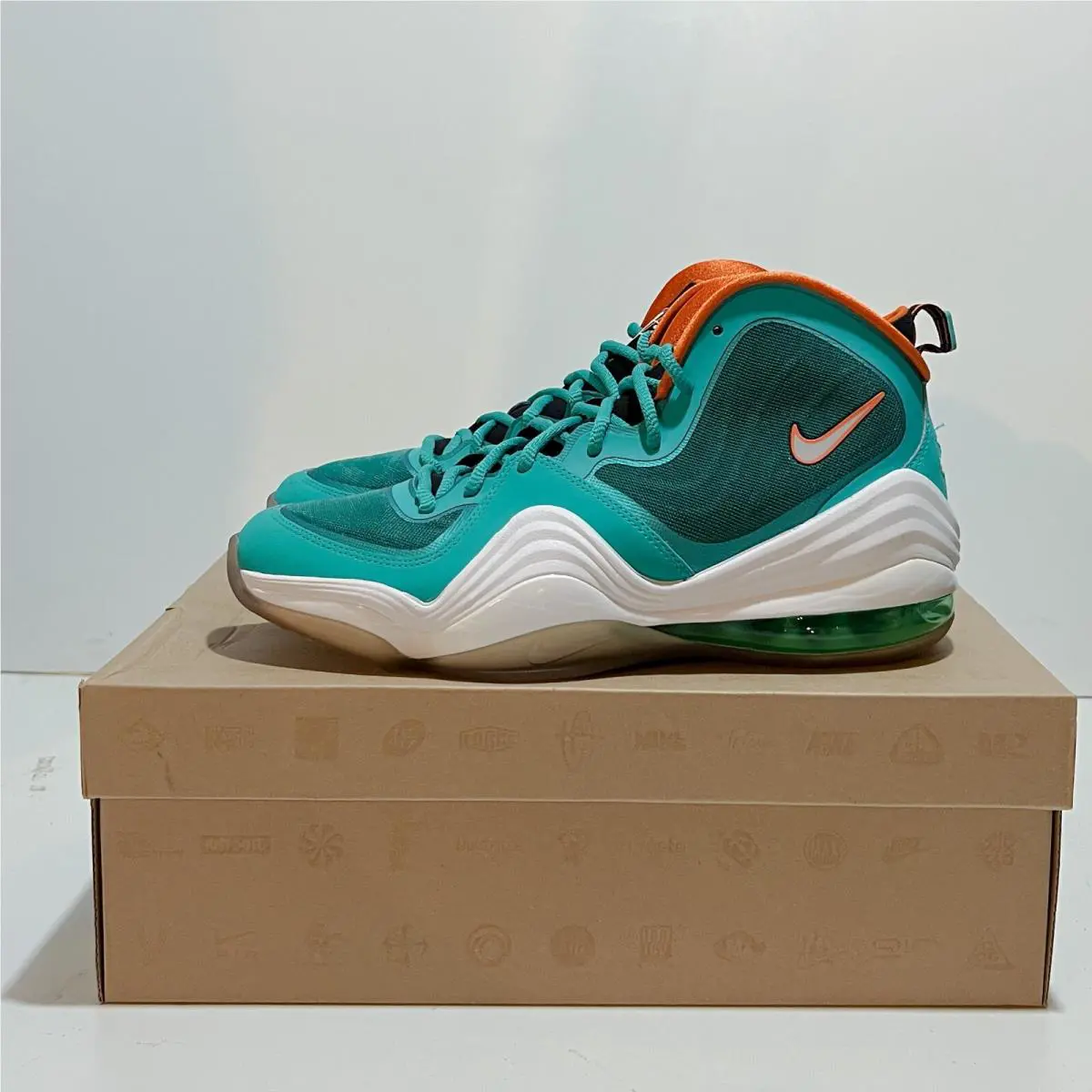 Nike shoes - Green 3