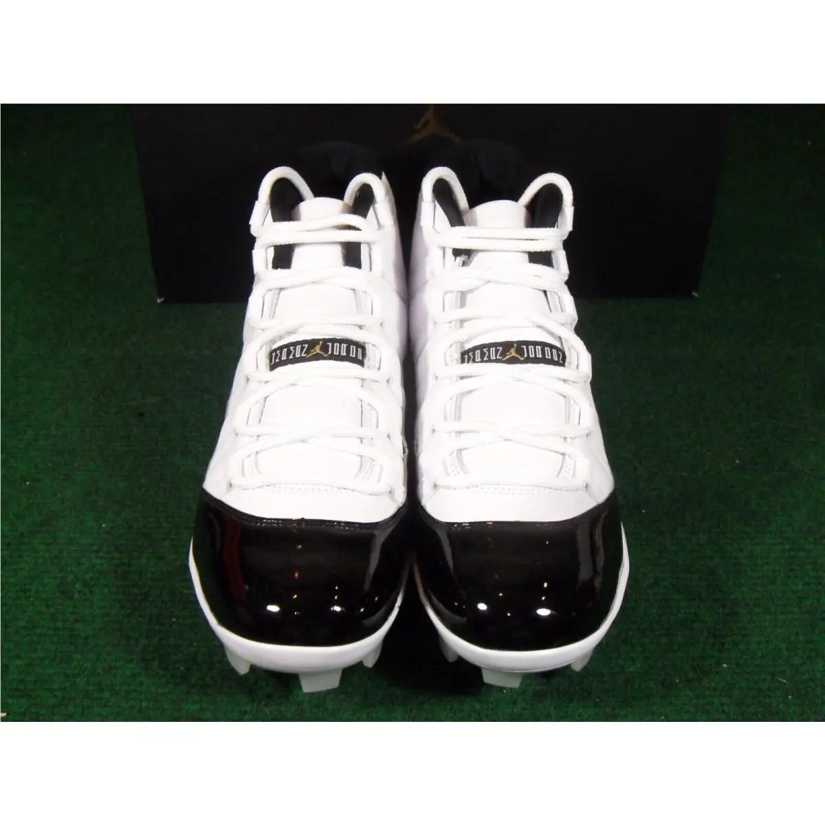Nike shoes - Air Jordan Retro - Air Retro - White 0