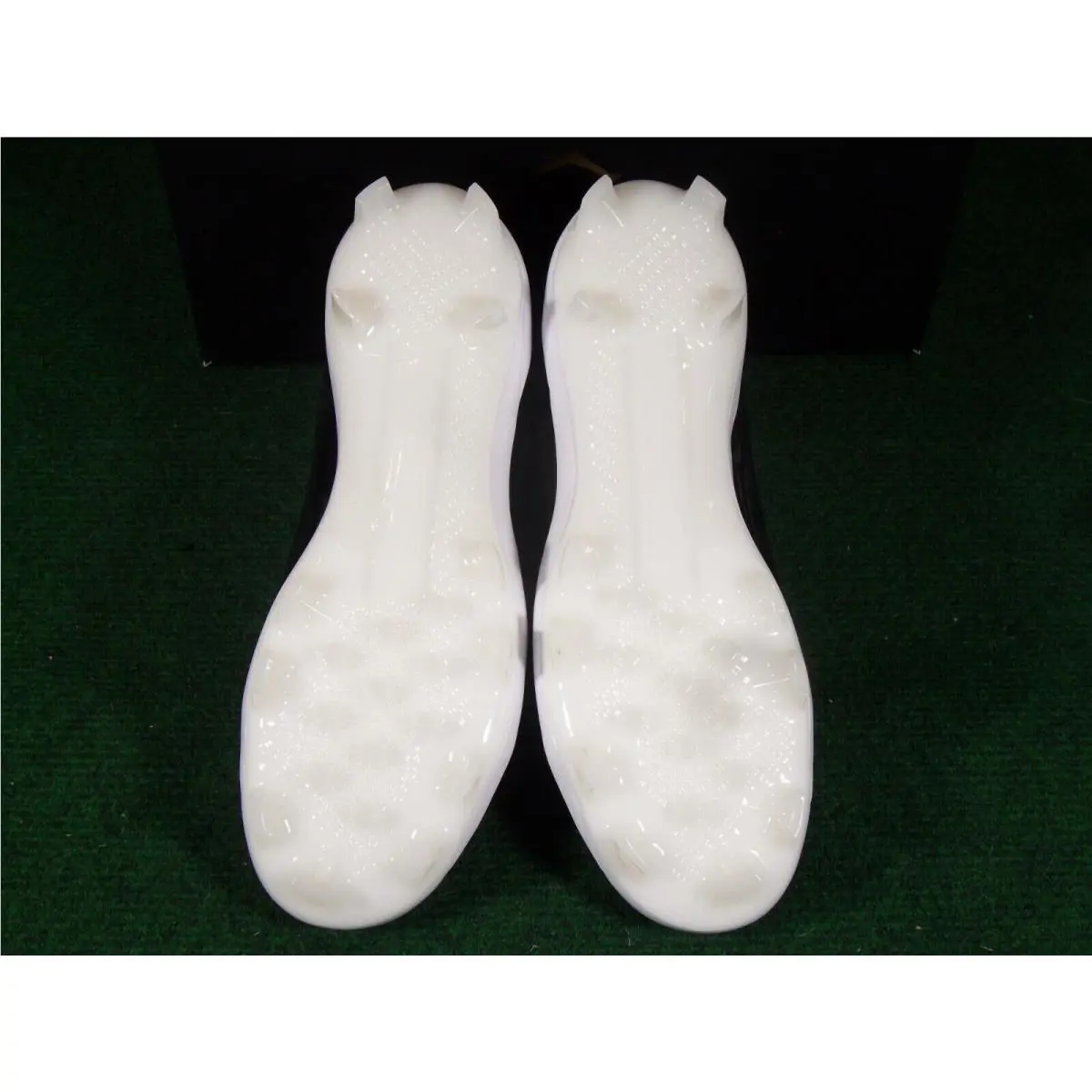 Nike shoes - Air Jordan Retro - Air Retro - White 2