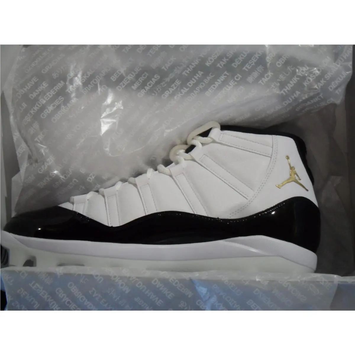 Nike shoes - Air Jordan Retro - Air Retro - White 3