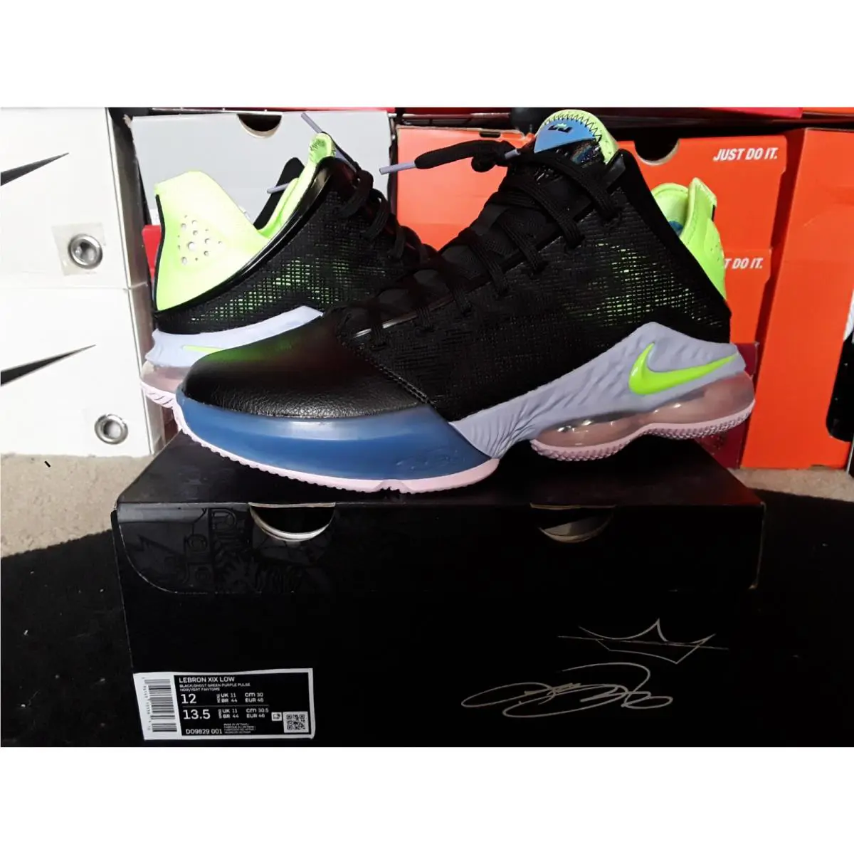 Nike shoes - Nike Air Zoom LeBron - Air Zoom LeBron - DO9829-001 - Purple 0