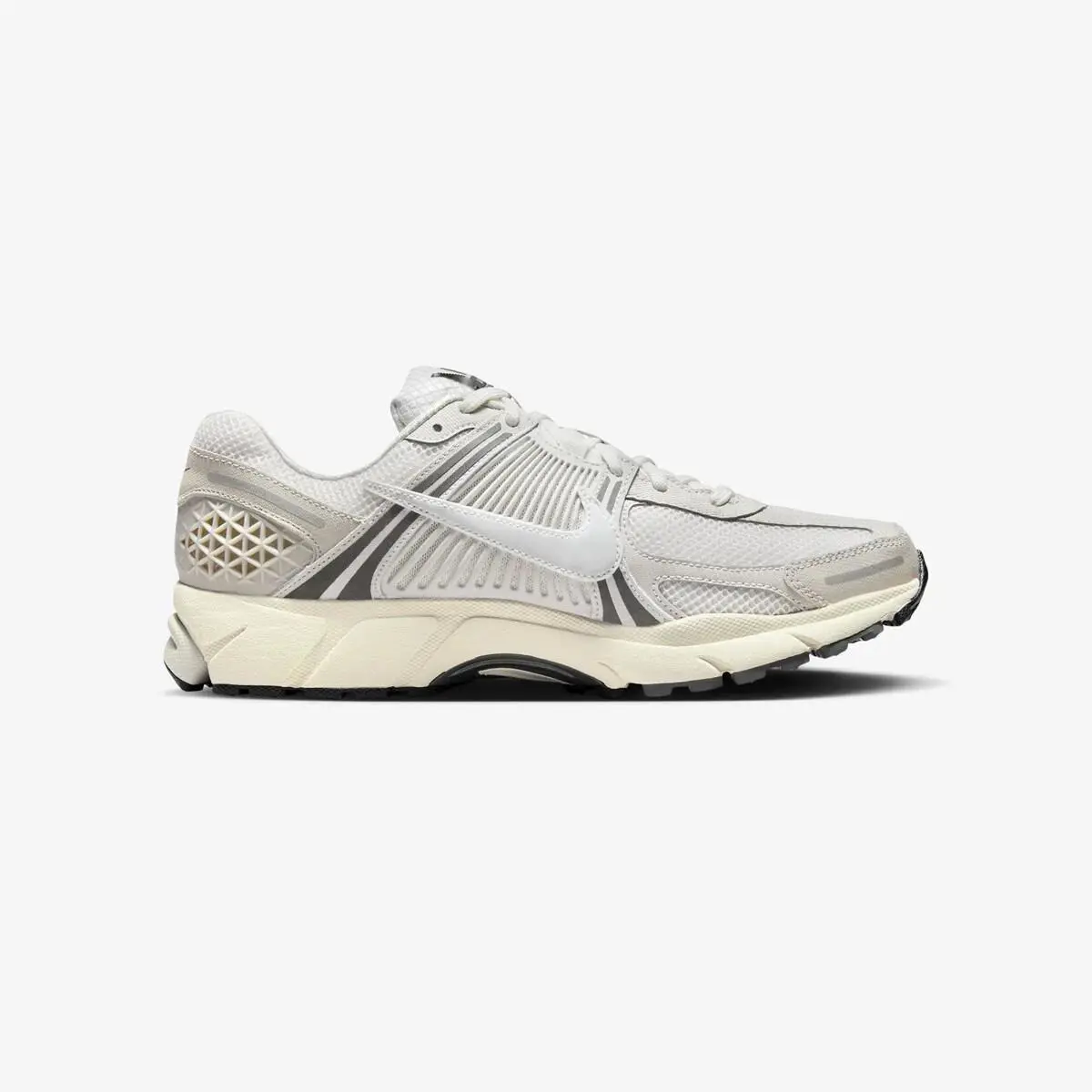 Nike shoes - Nike Zoom Vomero - Zoom Vomero - HF0731-007 - White 4