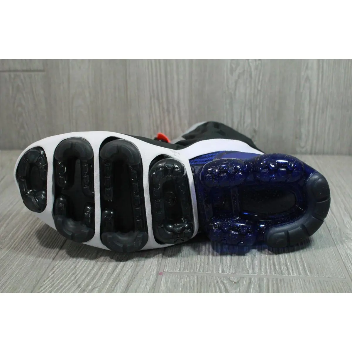 Nike shoes - Nike Air Vapormax Plus - Air Vapormax Plus - AR8557-002 - Blue 2