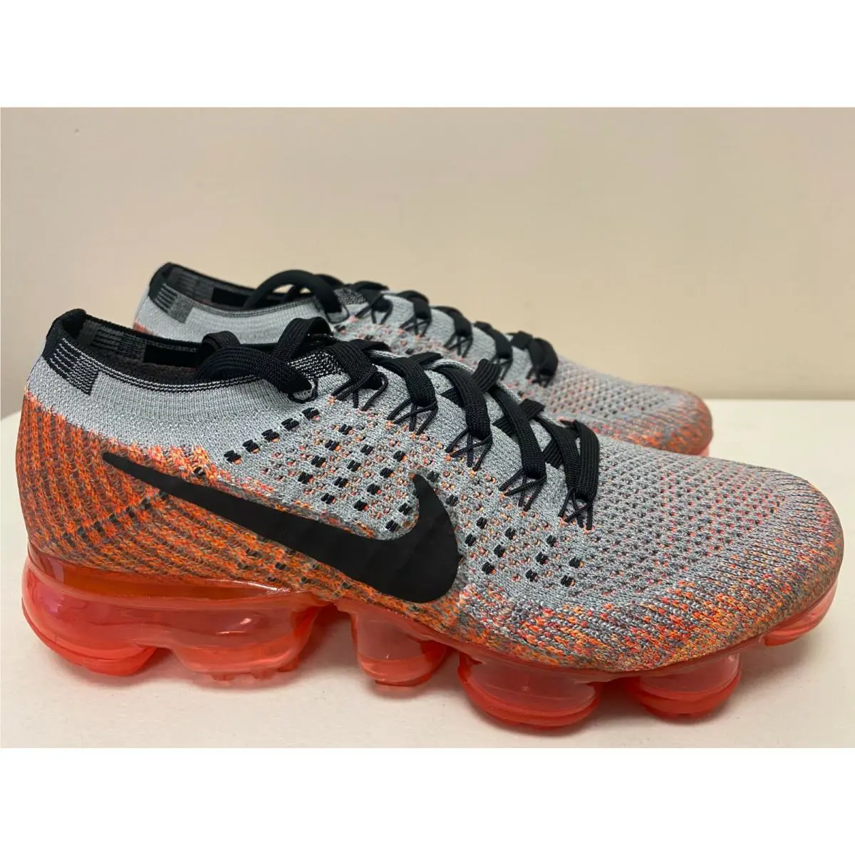 Nike shoes - Gray 3