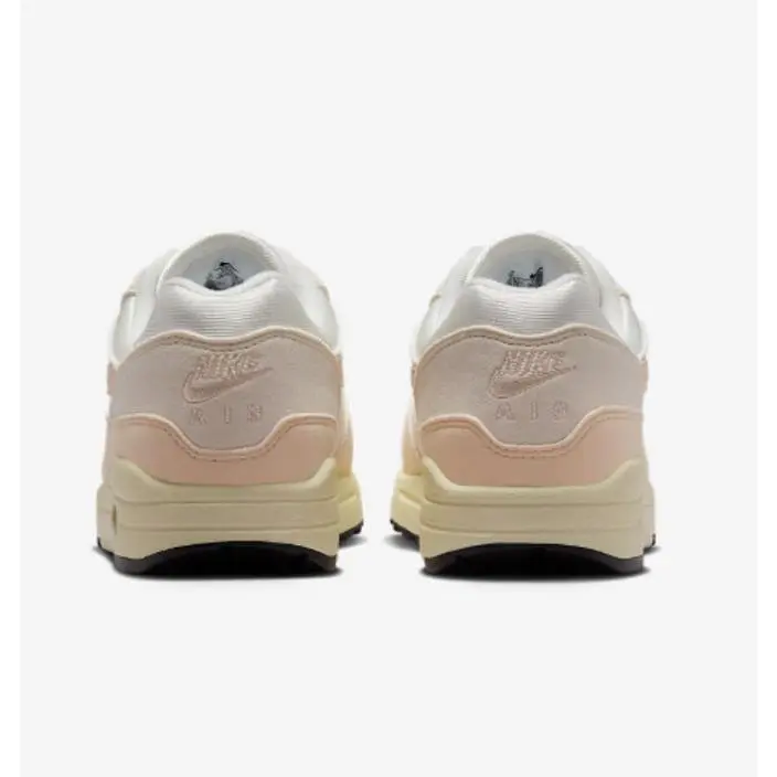 Nike shoes - Sail/Phantom/Guava Ice 13