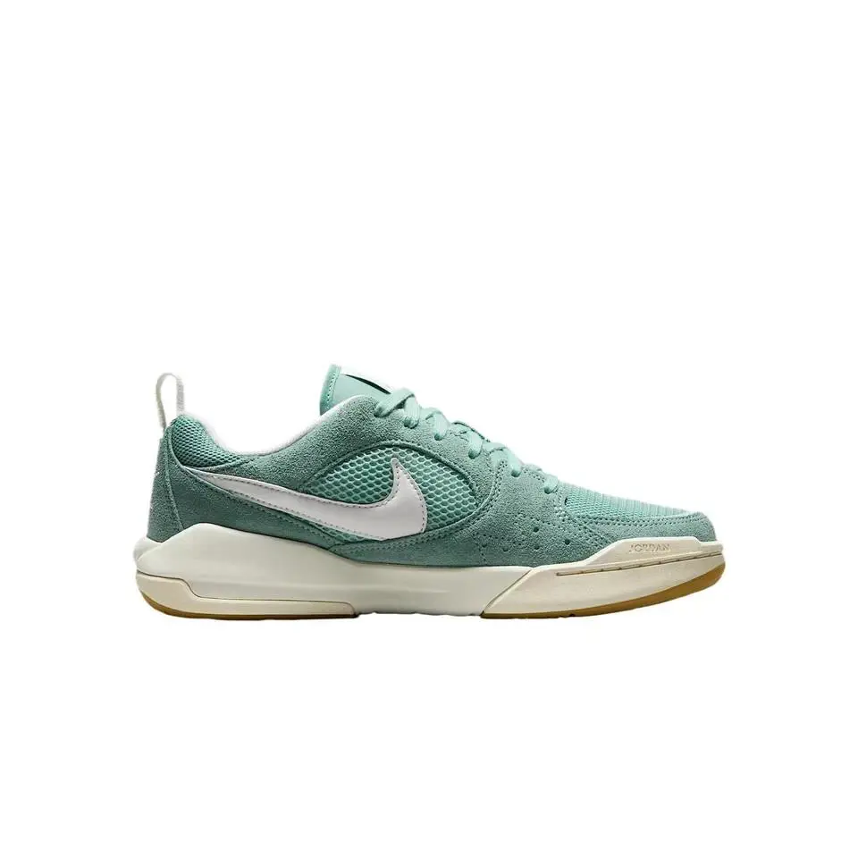 Nike shoes - Jordan Comfort Era - Comfort Era - HJ6778 002 - Green 1