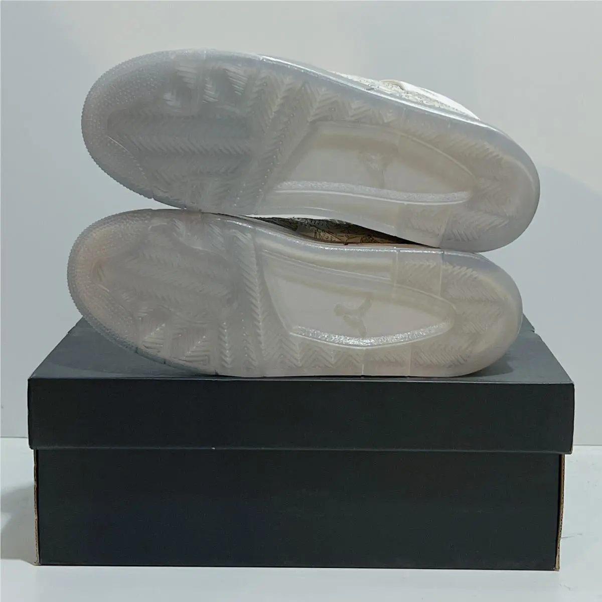 Nike shoes - 705334105 - 705334105 - Silver 1