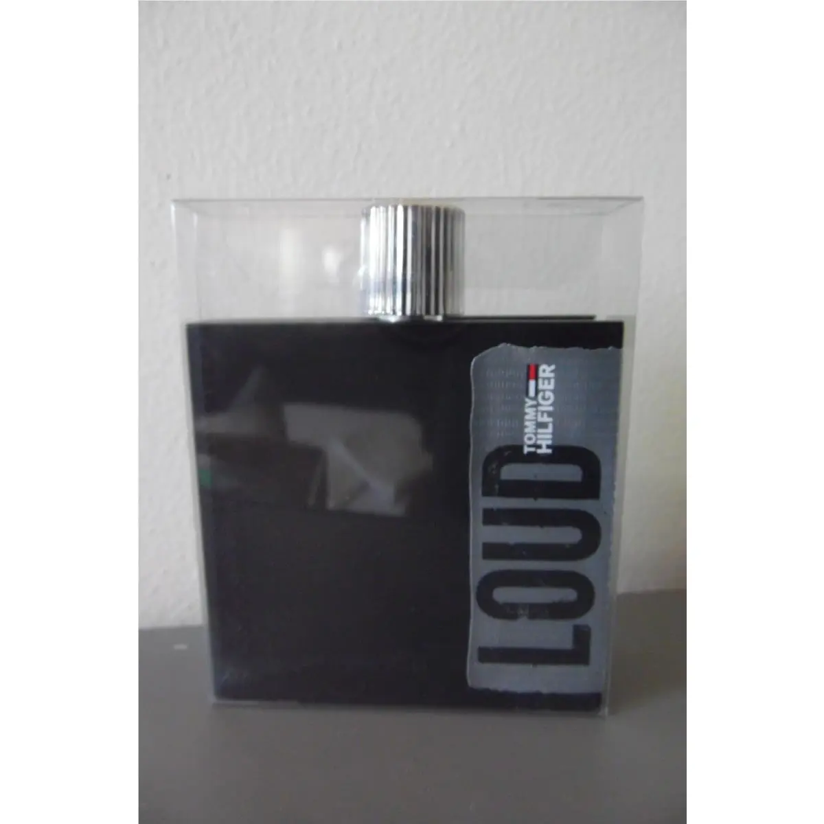 Loud 2.5oz Tommy Hilfiger For Him Edt Nat Spray 75ml
