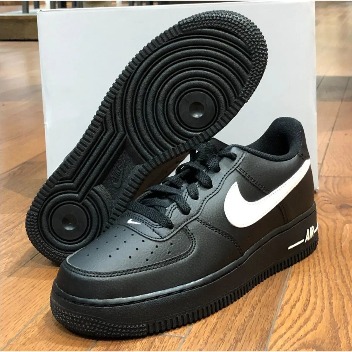 Nike shoes - Nike Air Force 1 GS - Black 11