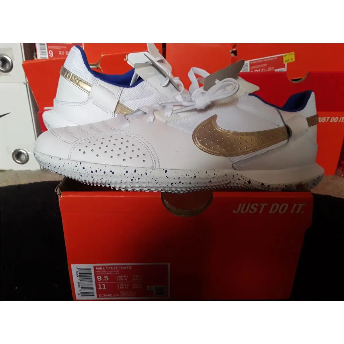 Nike shoes - Nike Air Royal - Air Royal - DC8466-174 - White 0
