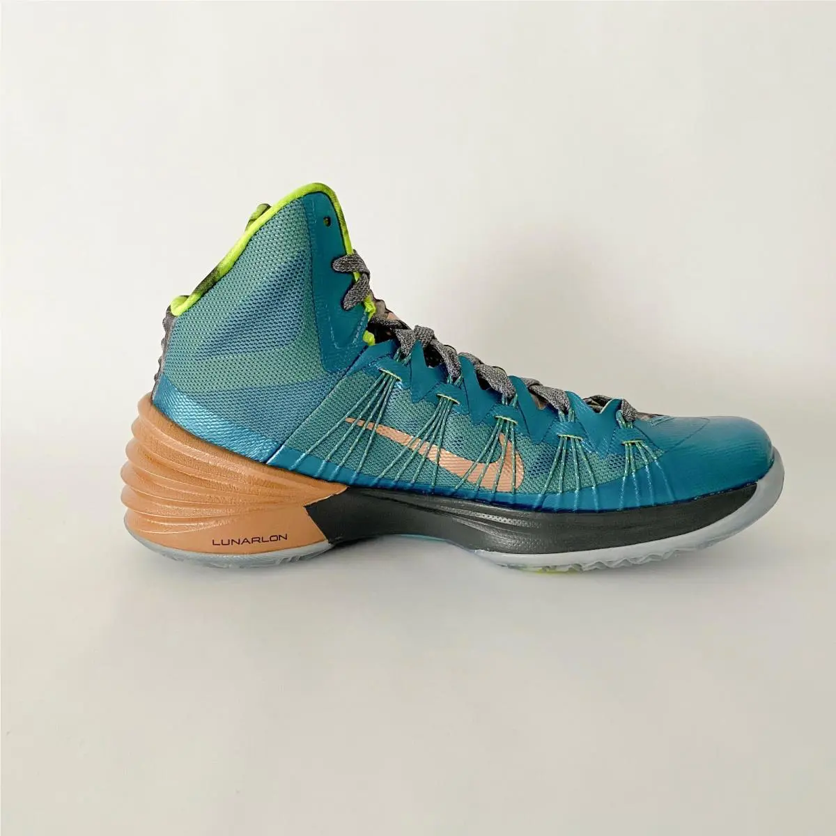Nike shoes - Teal 1