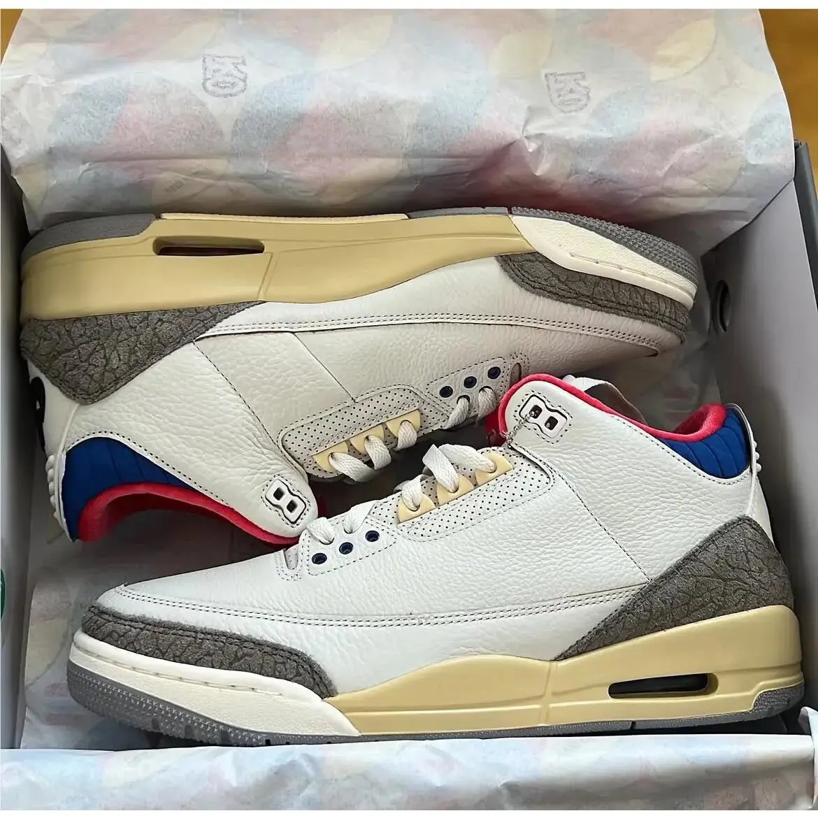 Nike shoes - Air Jordan 3 - Air - IB1482-100 - White 3