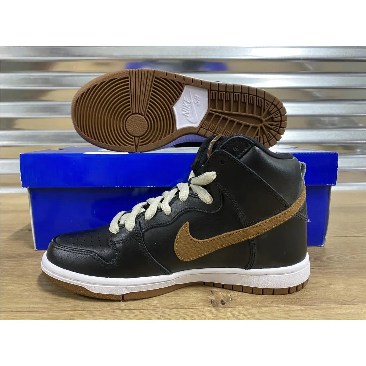 Nike shoes - Nike Dunk High Pro - Dunk High Pro - 305050-020 - Black, Manufacturer: Light British Tan 2