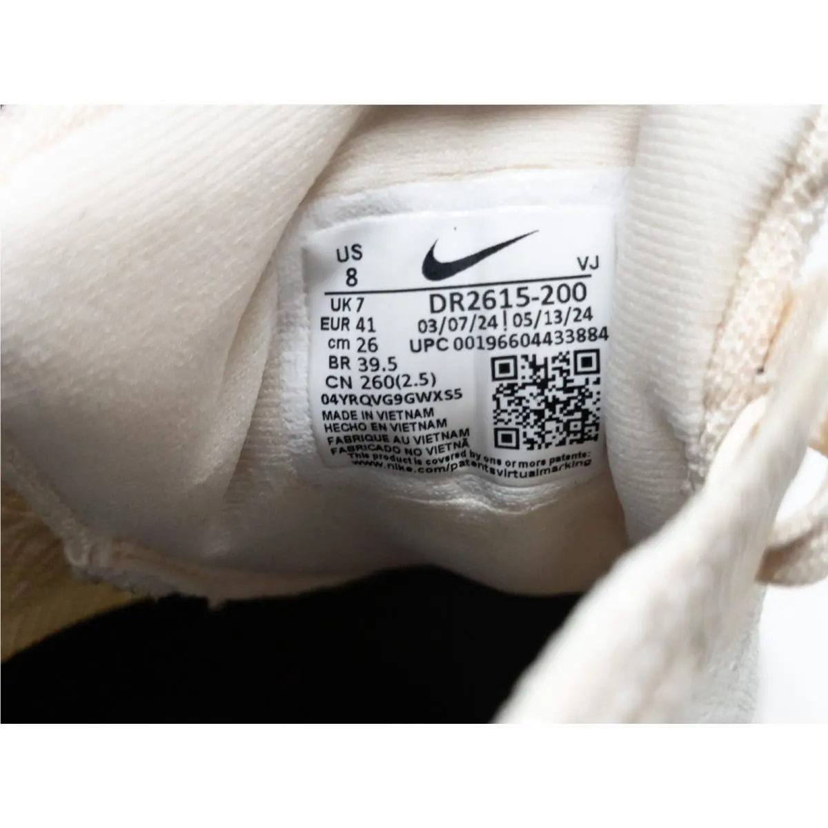 Nike shoes - Nike ZoomX Invincible - ZoomX Invincible - DR2615-200 - Ivory 4