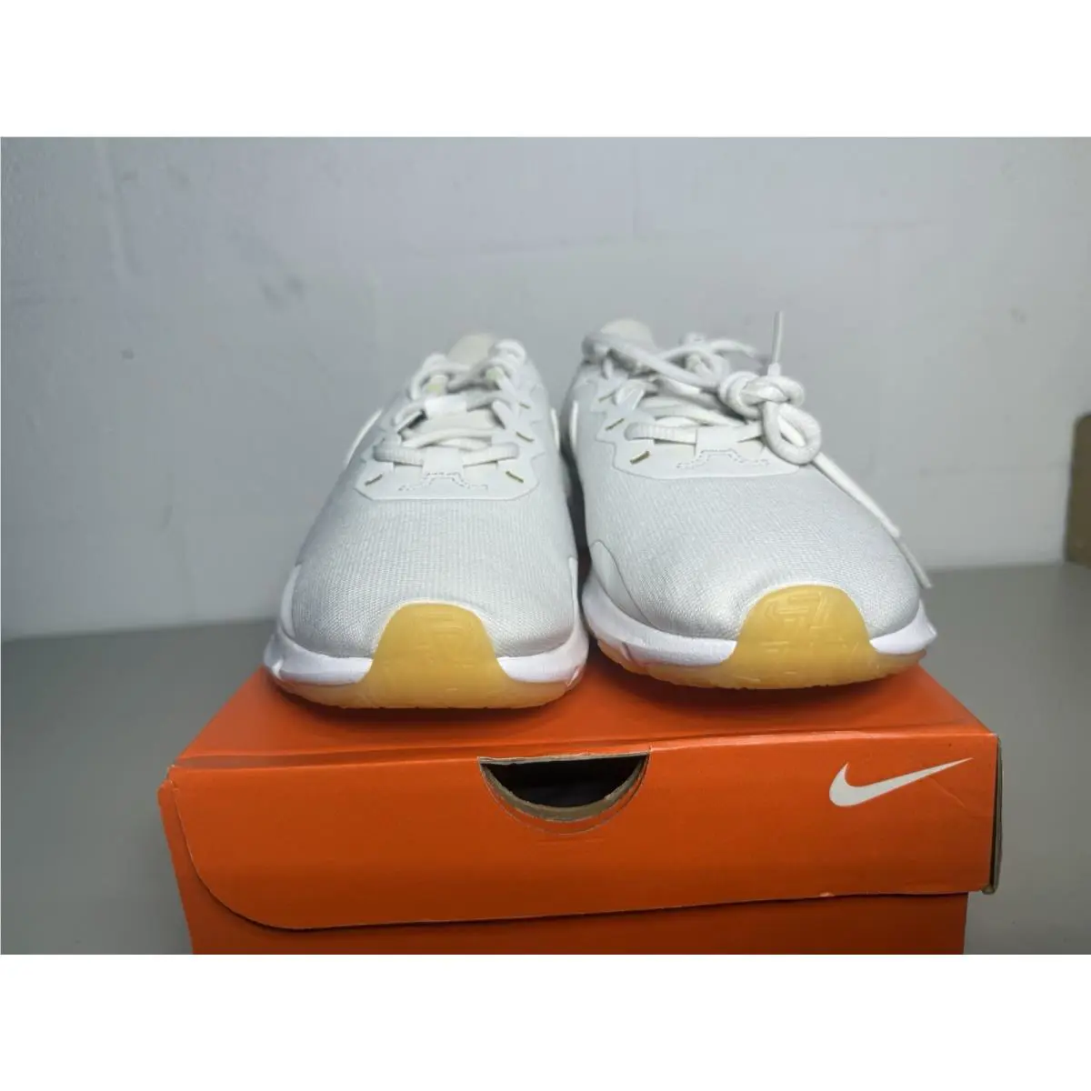 Nike shoes - Nike Legend - Legend - CQ9545-010 - White 0